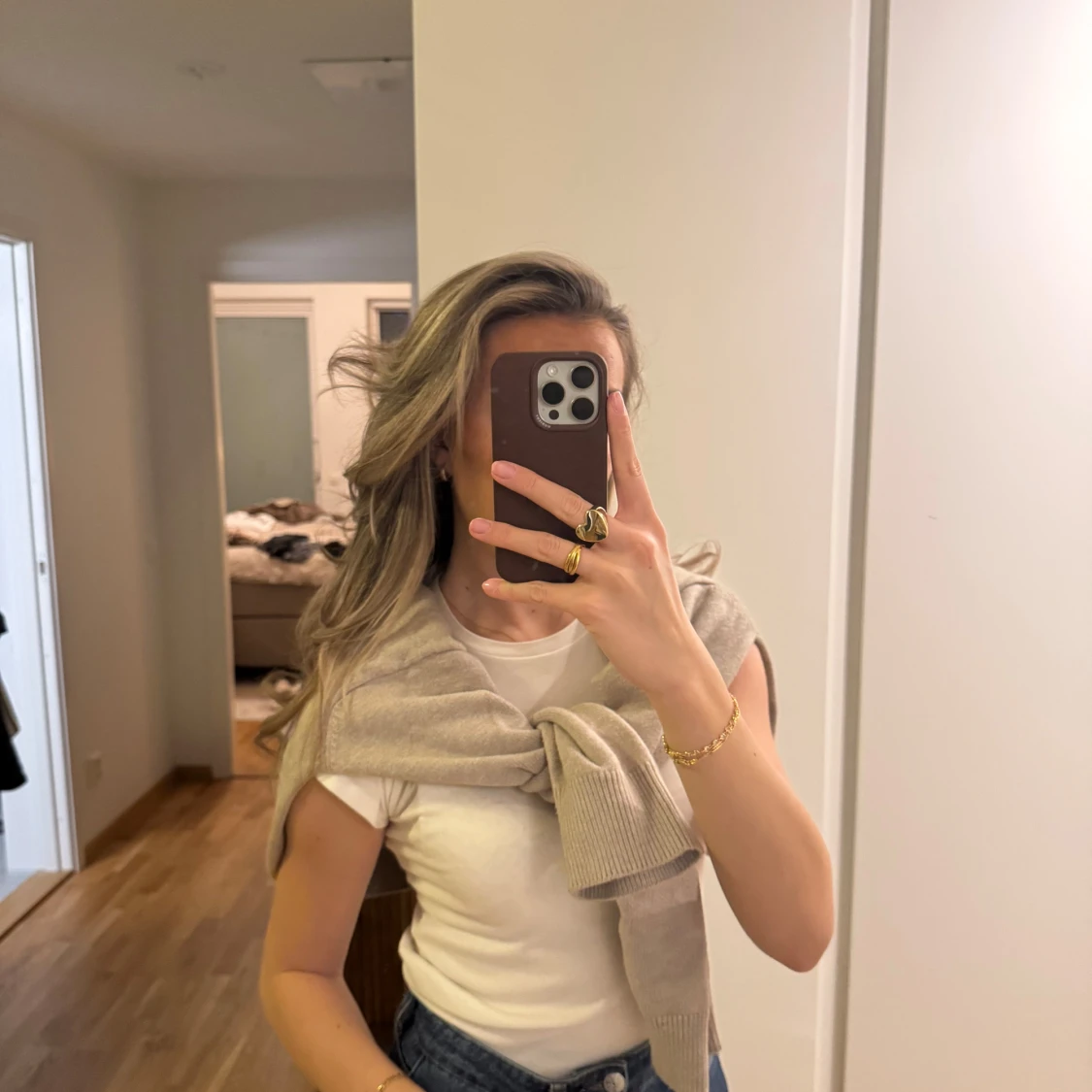 Beige stickad tröja - 1