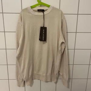 Tröja - Krämvit/beige