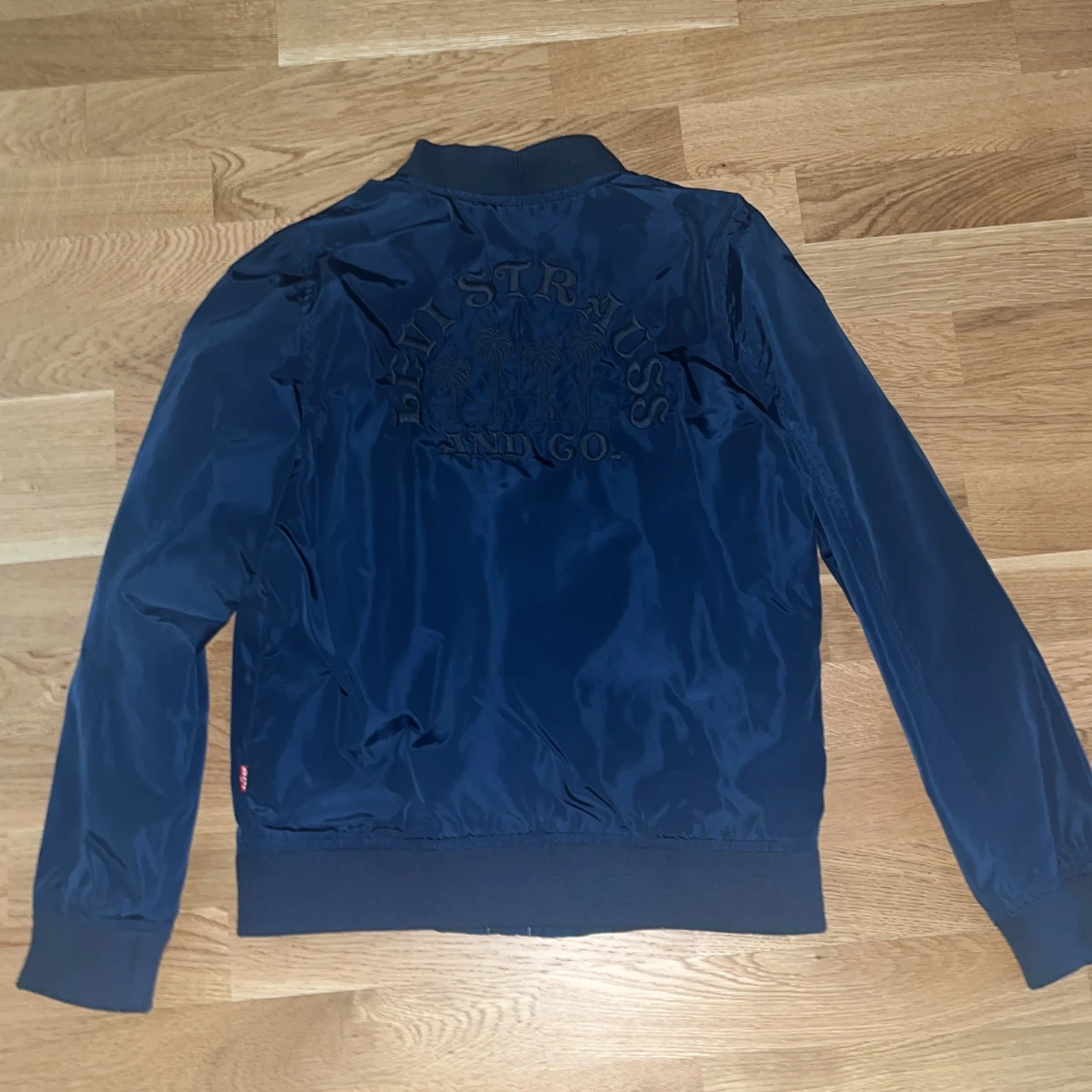 Blå bomberjacka från Levi's - 2