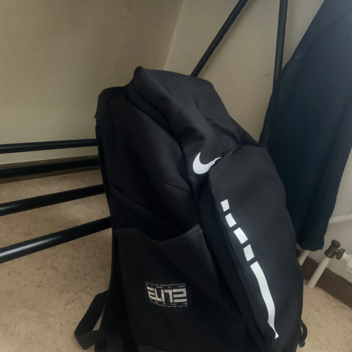 Svart ryggsäck från Nike - 1