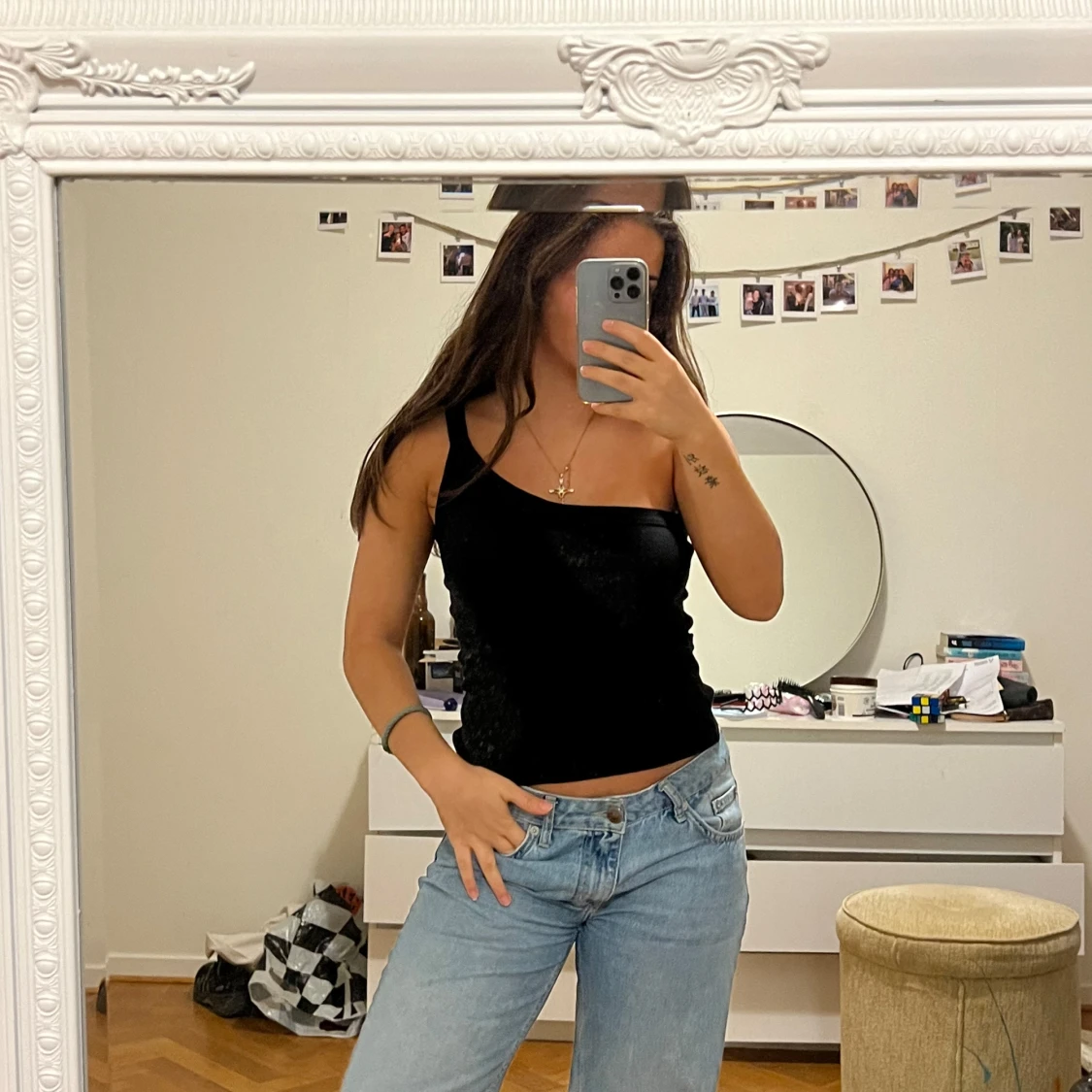 Svart  topp/ linne  - 1