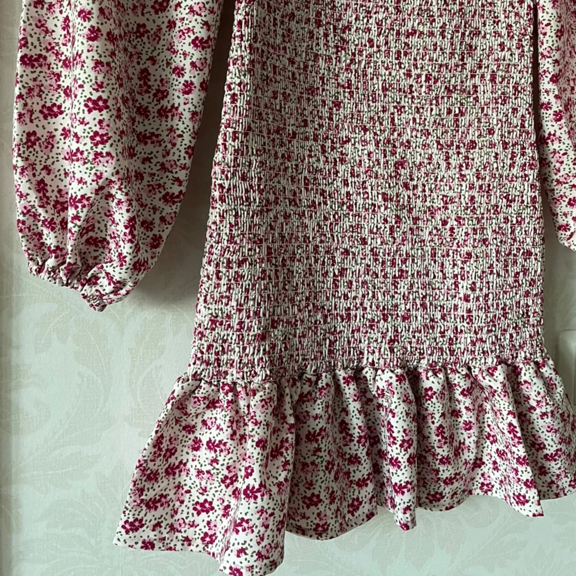 Blommig klänning  - 90