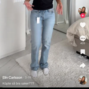 lågmidjade jeans - lågmidjade jeans från lager 157 i fint skick💓skriv för fler bilder eller frågor