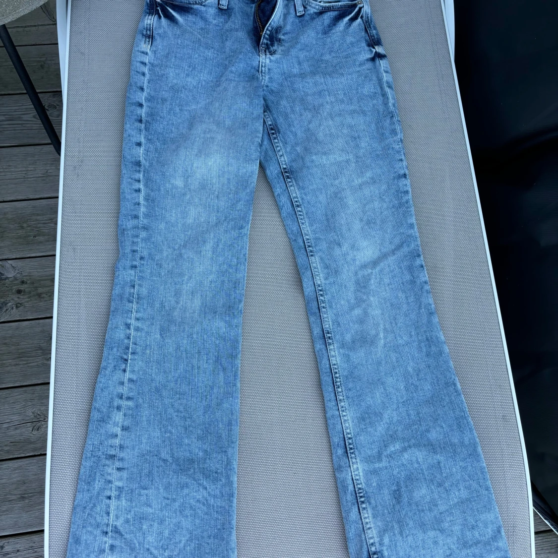 Bootcut low waist jeans!