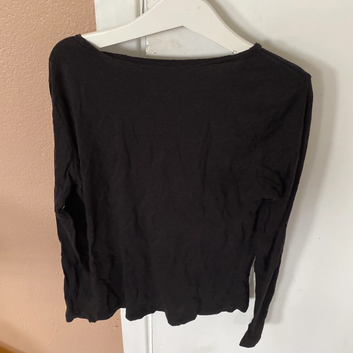 Svart långärmad tröja från KappAhl - 90