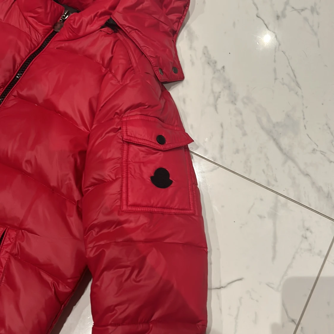 Röd Jacka - 90