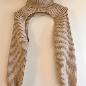 bolero beige - skit fin att ha en croptop till
