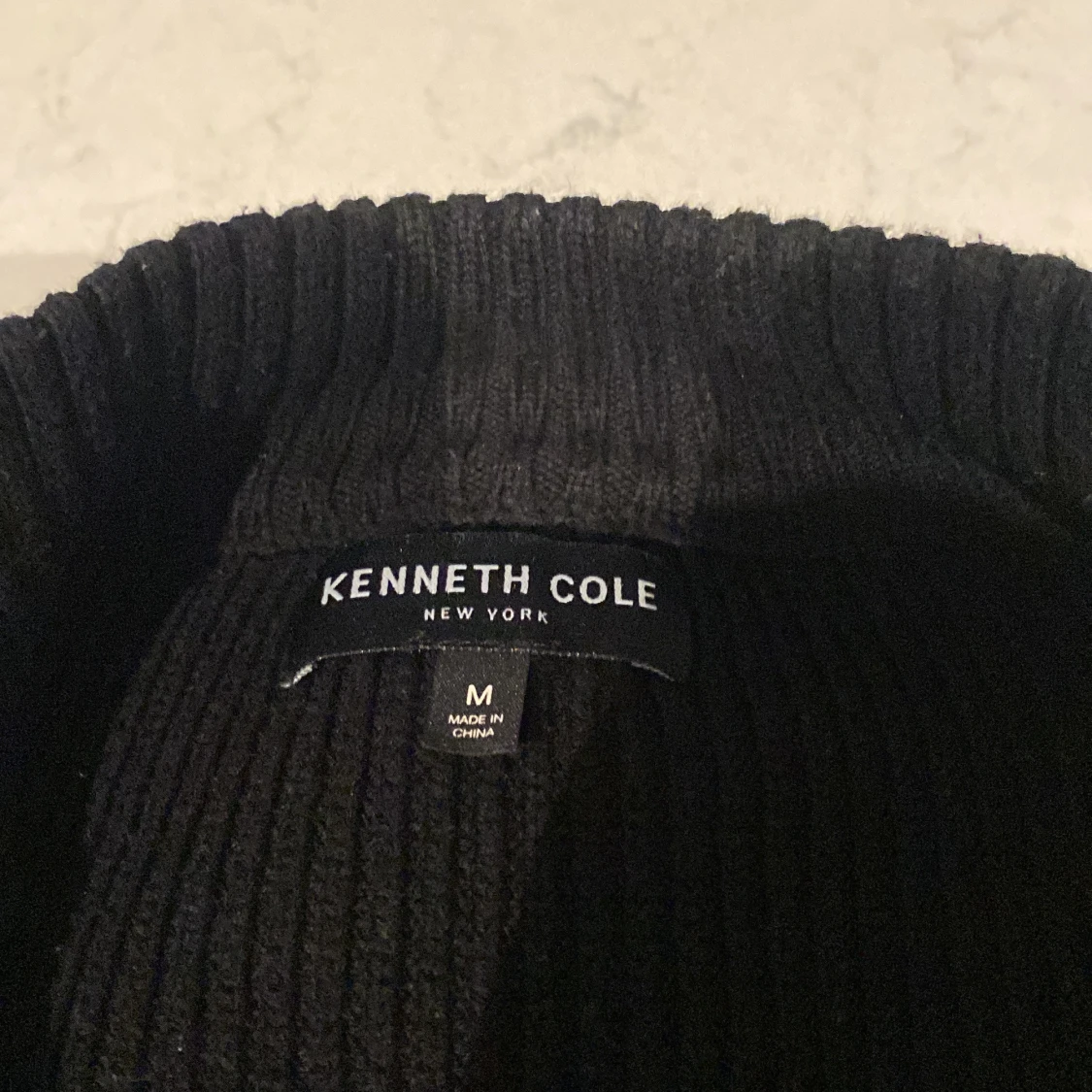 Kenneth Cole Zip - 91