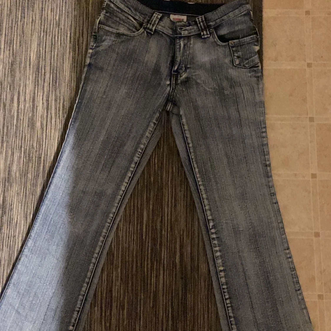 Blå bootcut jeans