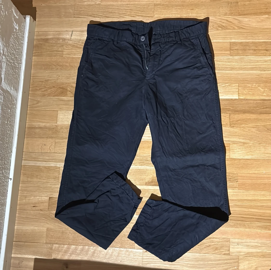 Mörkblå byxor från Massimo Dutti