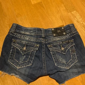 miss me shorts  - så söta lågmidjade shorts från miss me! 💕💕 i väldigt bra skick