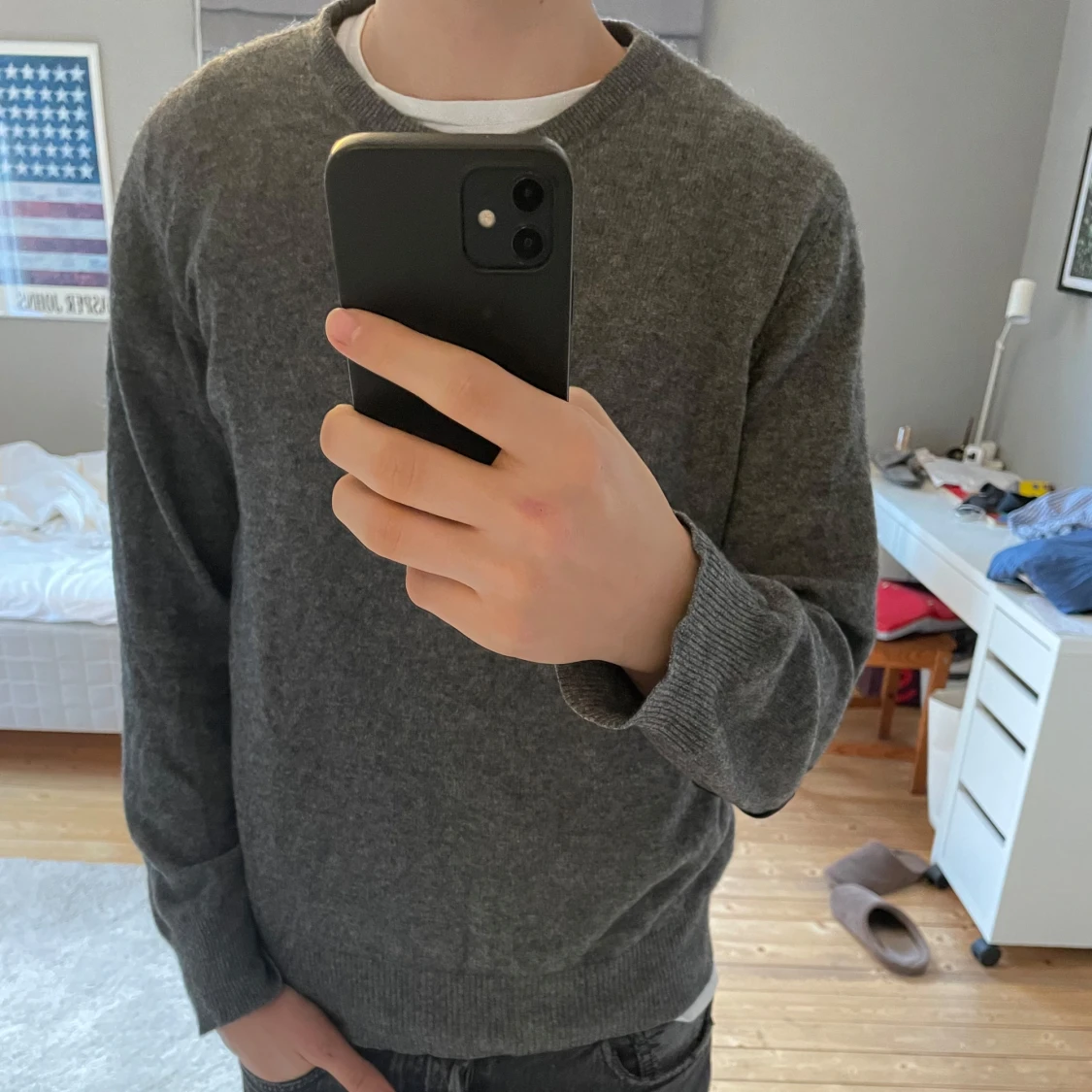 Grå kashmirtröja från Soft Goat