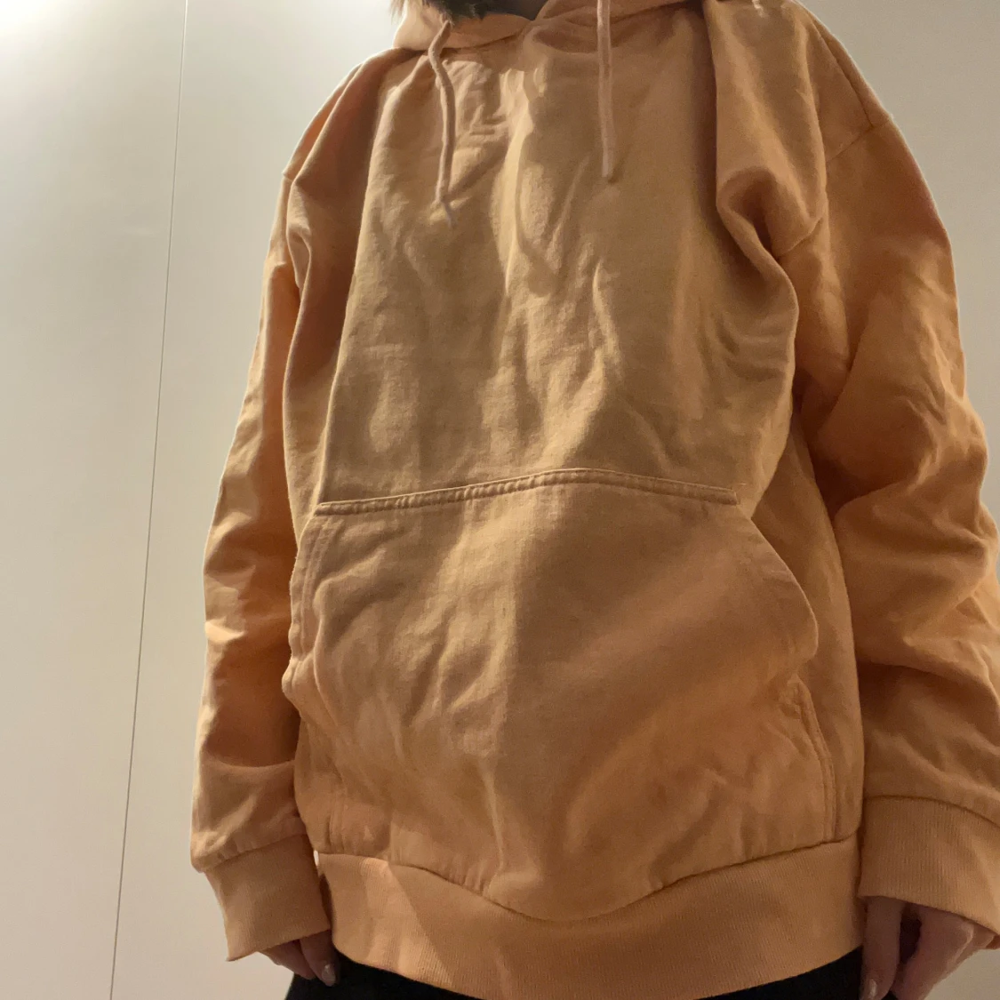 Persikofärgad hoodie från 157 - 3