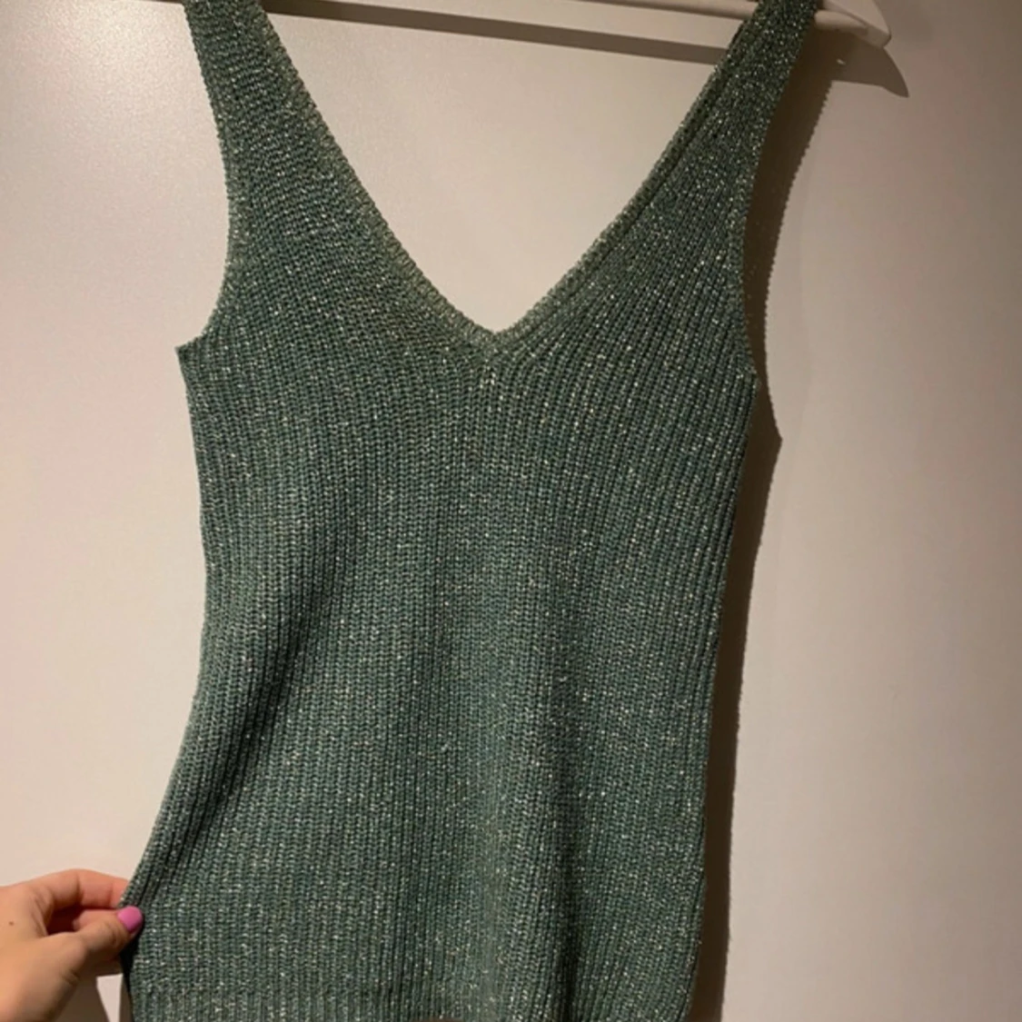 Grön ribbad linnetopp