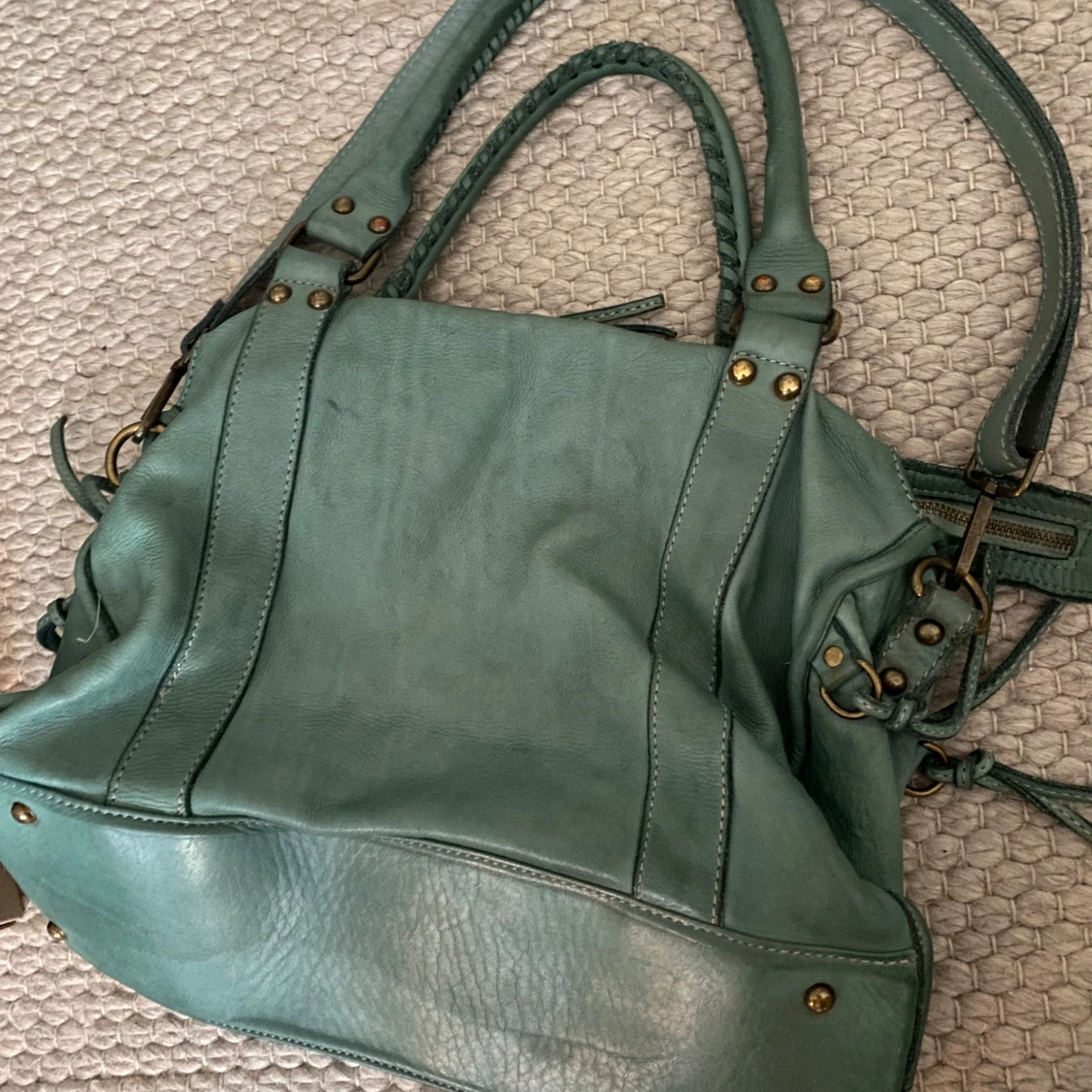 Handväska i läder - 1