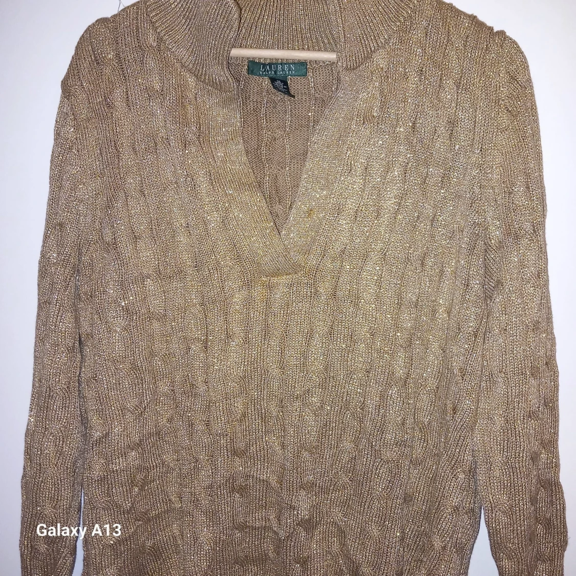 Beige stickad tröja från Ralph Lauren