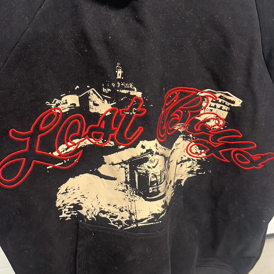 Svart hoodie från Lost Boys - 2