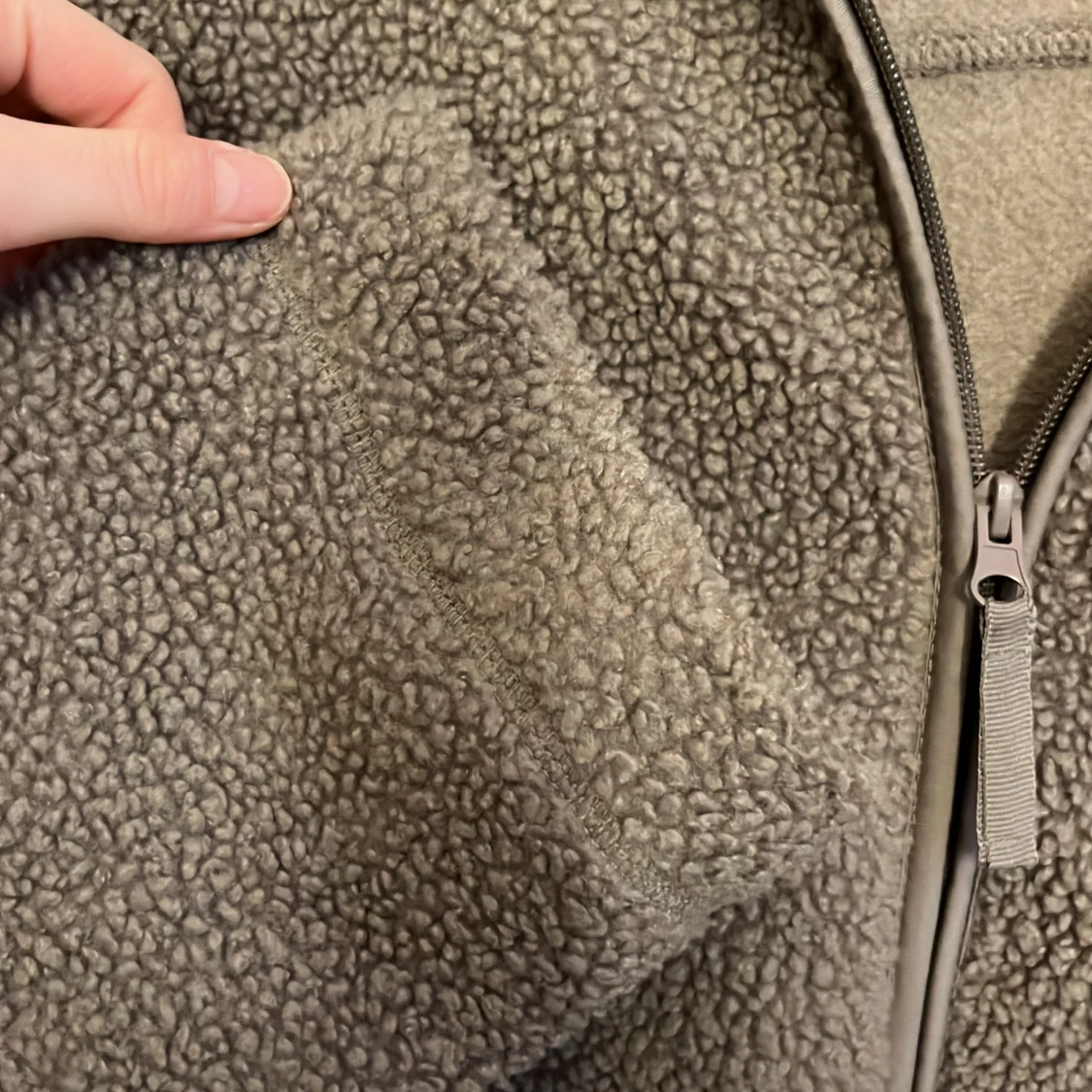 Beige teddyjacka från H&M - 1