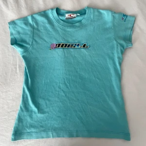 O’neill T-shirt - Snygg T-shirt som är i gott skick! Det står att den är i storlek L men sitter som en S/M skulle jag säga💕