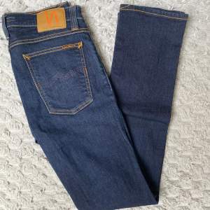 Nudie jeans storlek 28/32 Skick 8/10 Pris 399 Snabb affär = bättre pris 