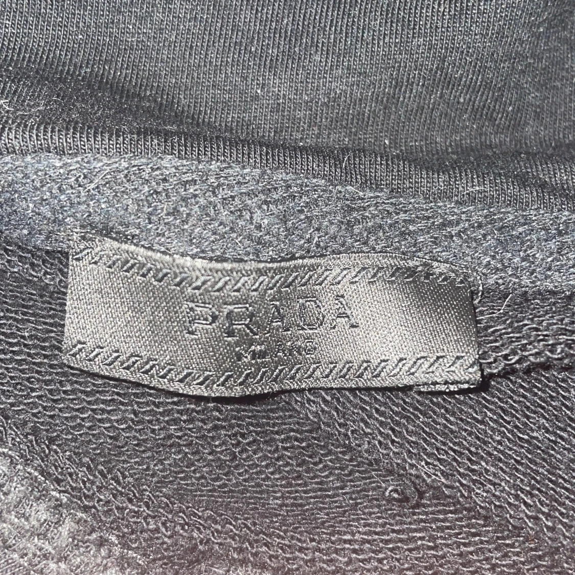 Svart hoodie från Prada - 92
