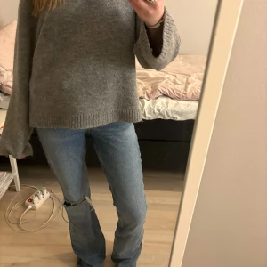 Jeans - Långa jeans från gina❤️‍🔥  Innerbenslängd: 86 cm Midja: 35