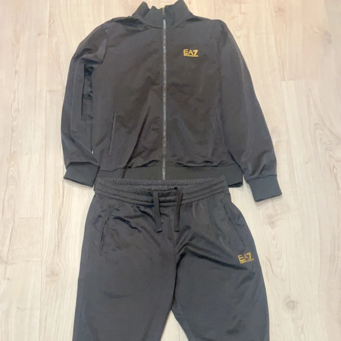 EA7 tracksuit