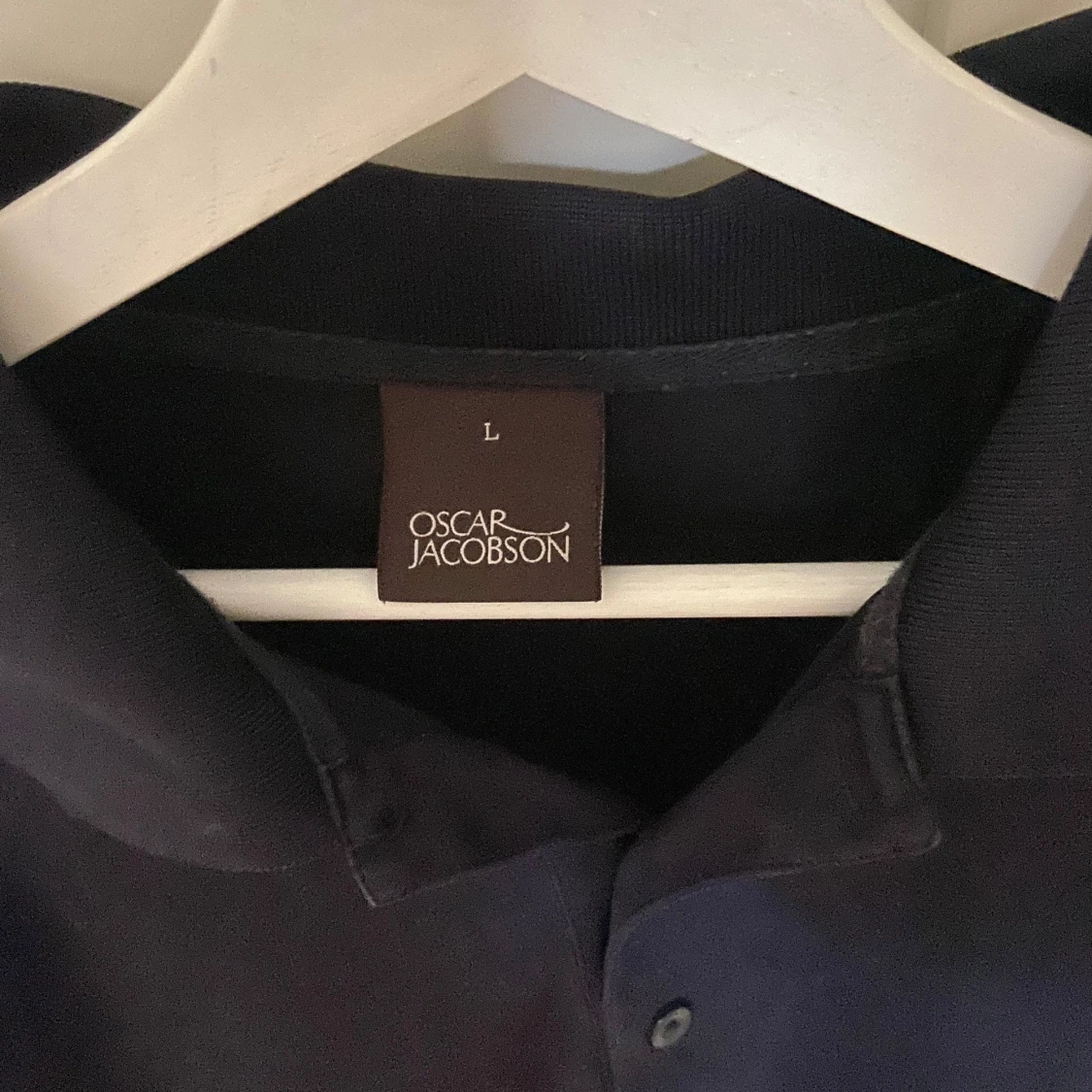 Svart pikétröja från Oscar Jacobson - 91