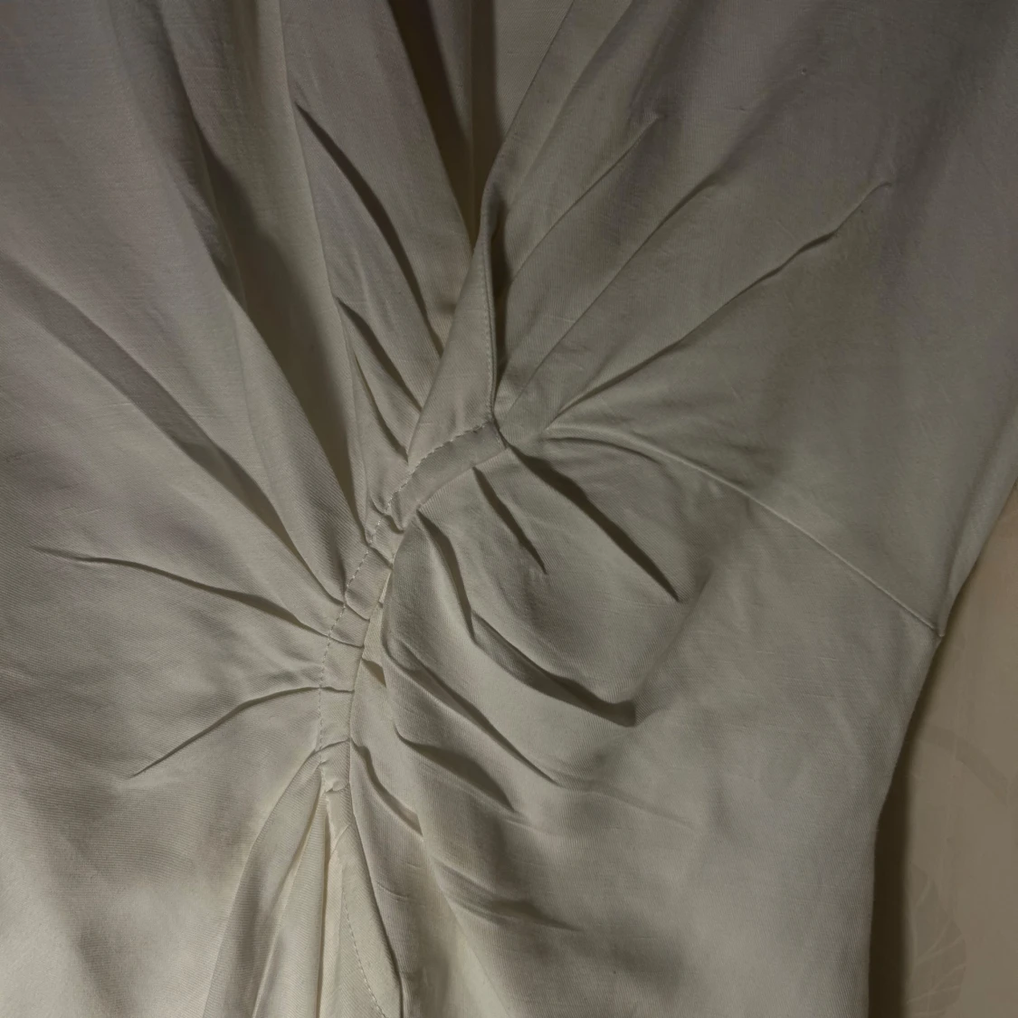 Vit omlottklänning från Sandro - 90