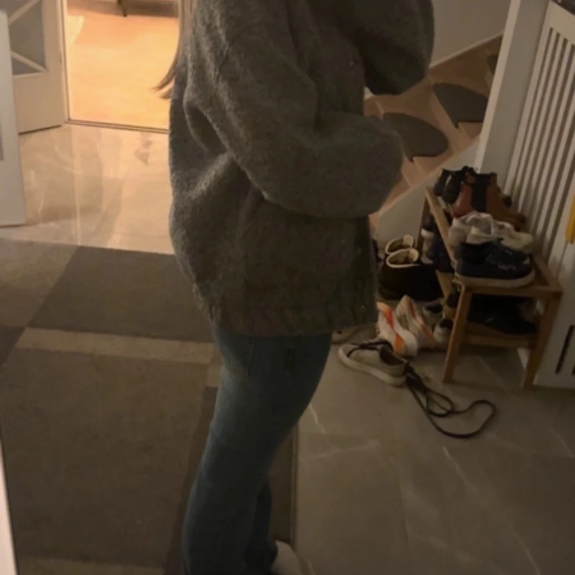 Grå stickad jacka - 90