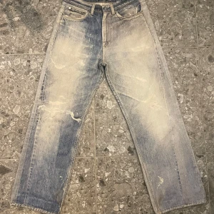 Our Legacy Third Cut Digital Print Denim - Our legacy Third Cut Digital Print Denim. Använda men ändå grymt skick, säljer då de är lite små för mig. Skriv för fler frågor!