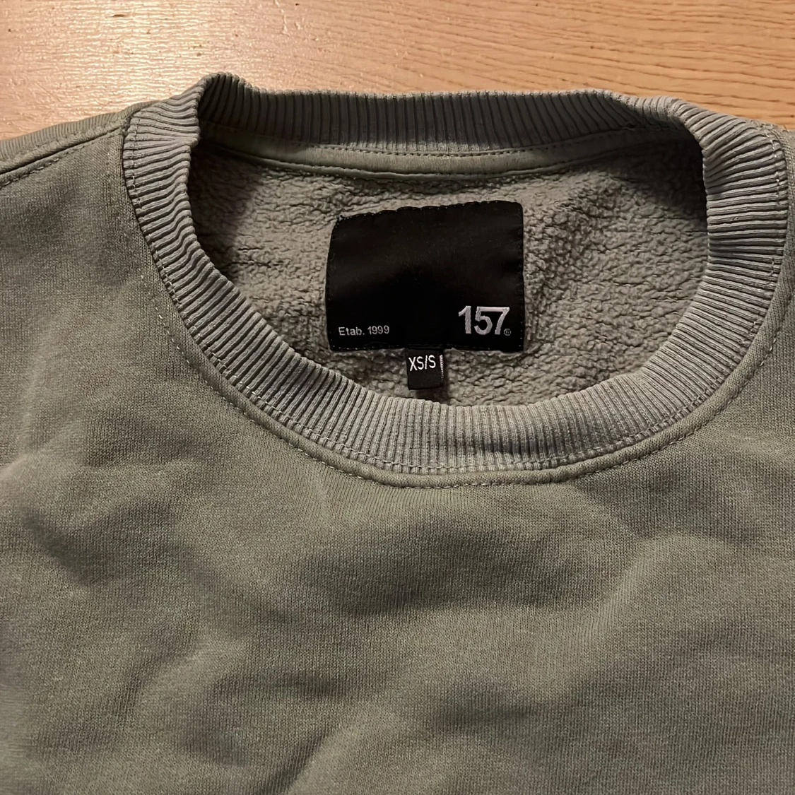 Grön croppad sweatshirt från lager 157 - 91