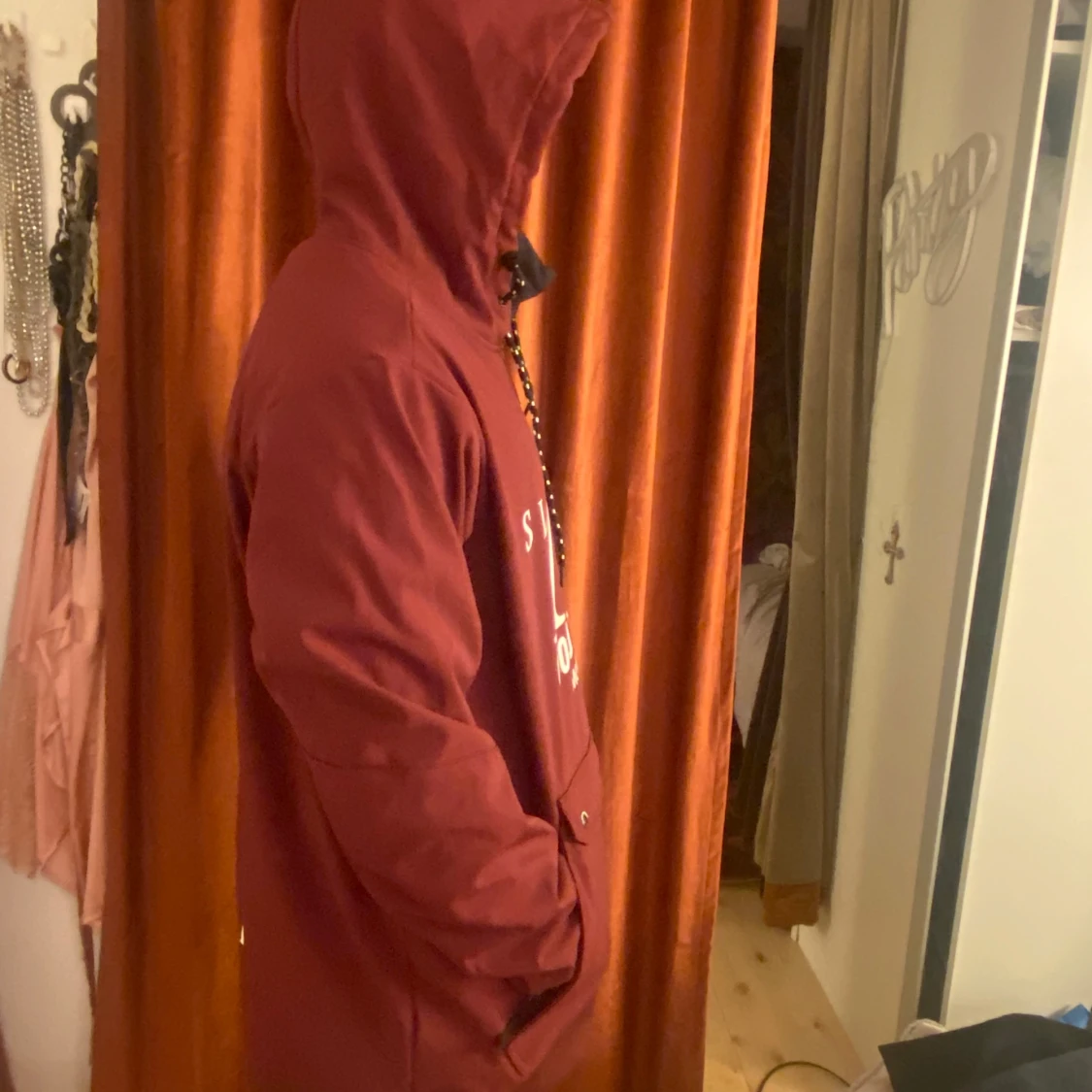 Vinröd snowboardjacka från Slade Couture - 90