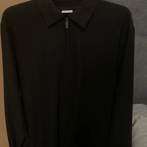 Half zip från SELECTED HOMME - Mycket bra skick, i princip ny, använt den få gånger, storlek M