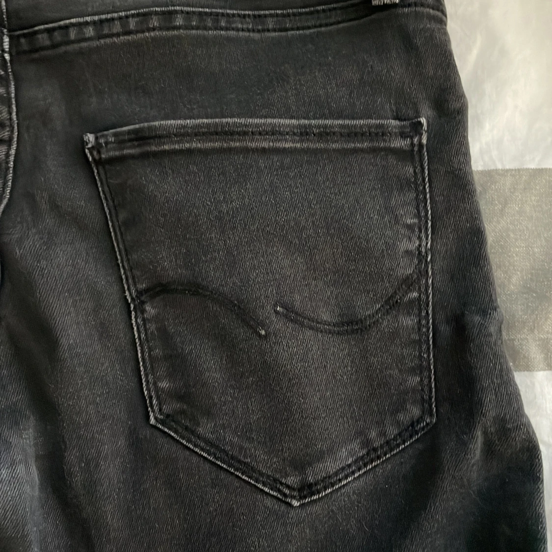 Svarta jeans från Jack & Jones - 3