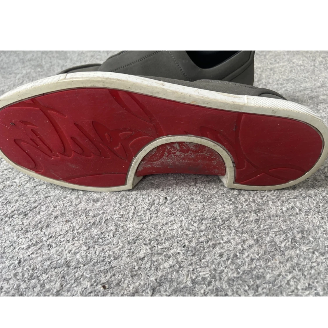 Grå sneakers från Christian Louboutin - 3