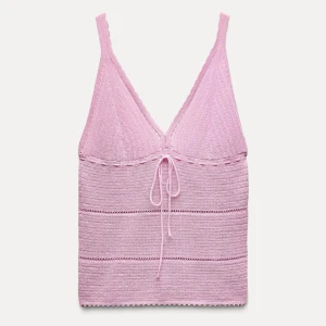 Rosa stickad linnetopp - Finaste linnet från Zara i nytt skick med lapparna kvar💞💞