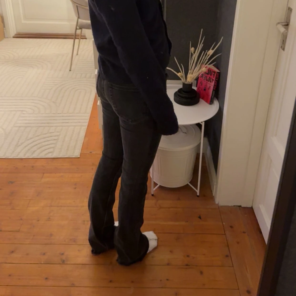 Svarta jeansbyxor - 1