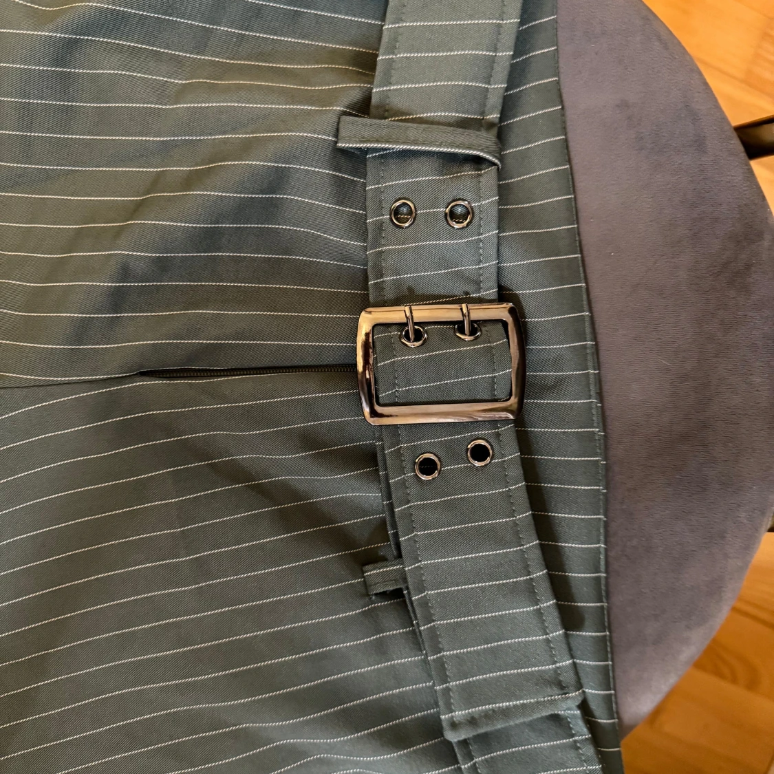 kostymbyxor med bälte - 2