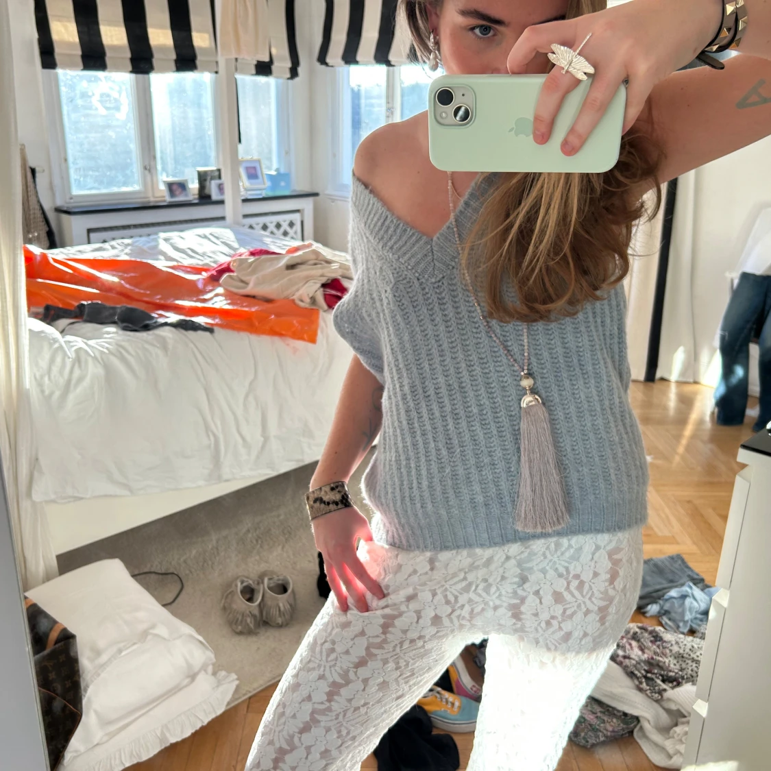 Grå ribbad offshoulder topp - 2