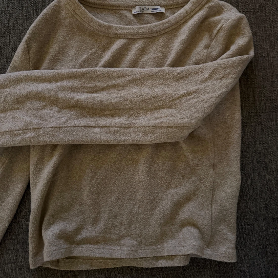 Beige långärmad tröja från Zara - 1