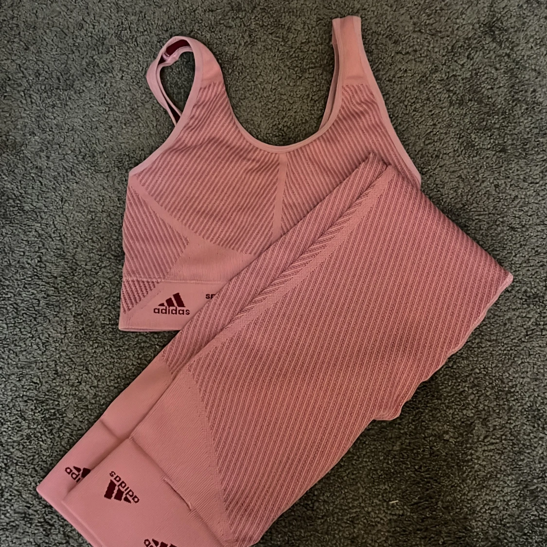 Skit snygga tränings kläder 