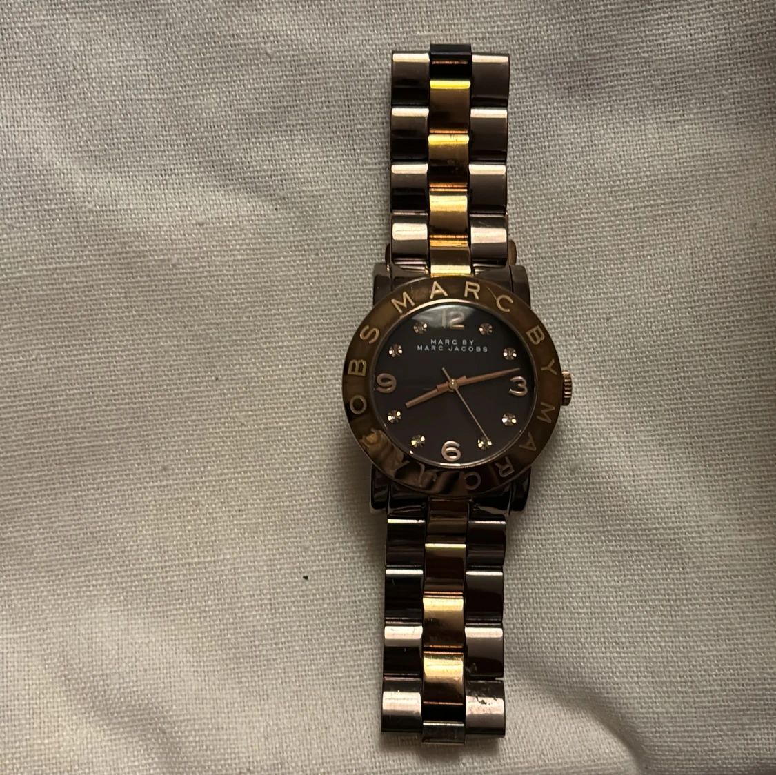 Marc Jacob klocka  - 90