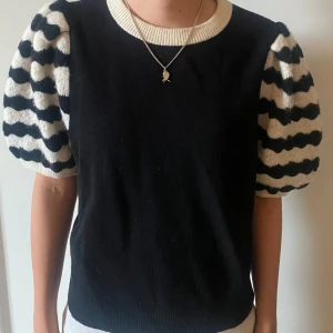 & other stories tröja! - & other stories tröja använd två gånger bra skick och jätte fin!💓