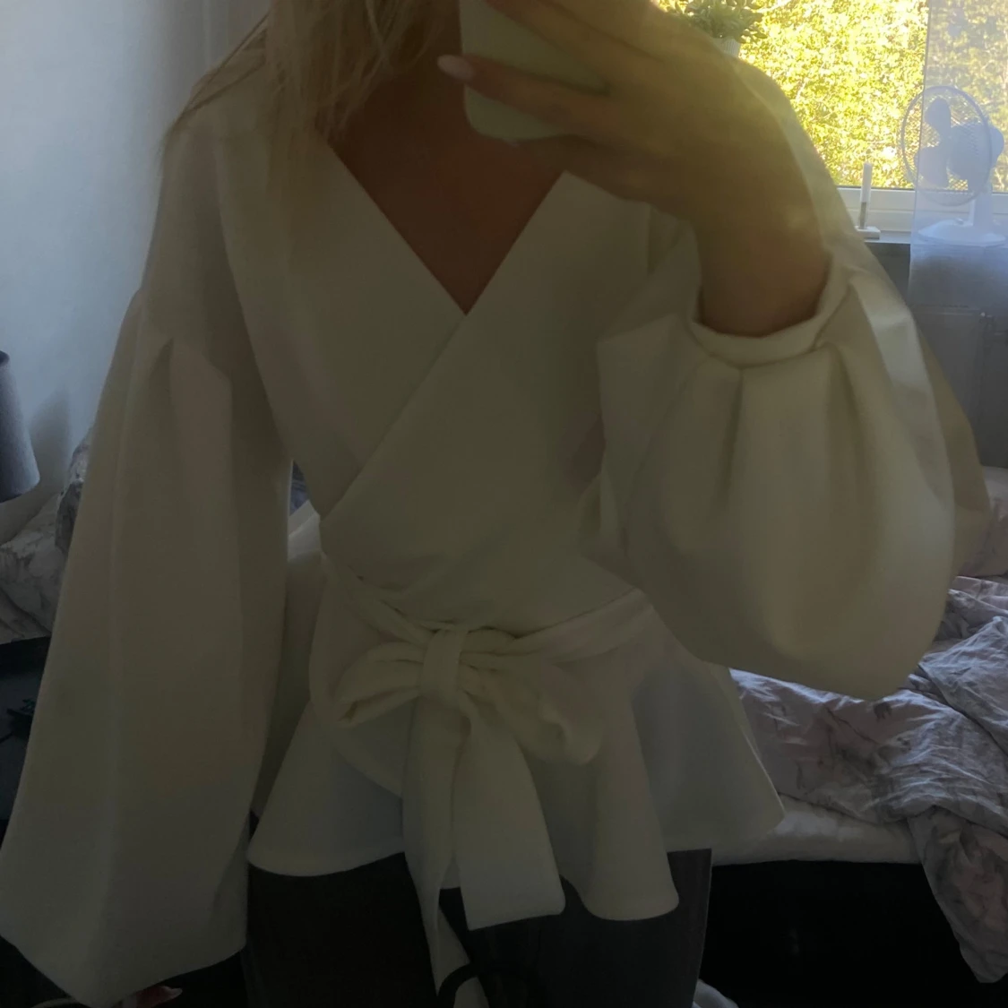 Vit omlott blus - 92