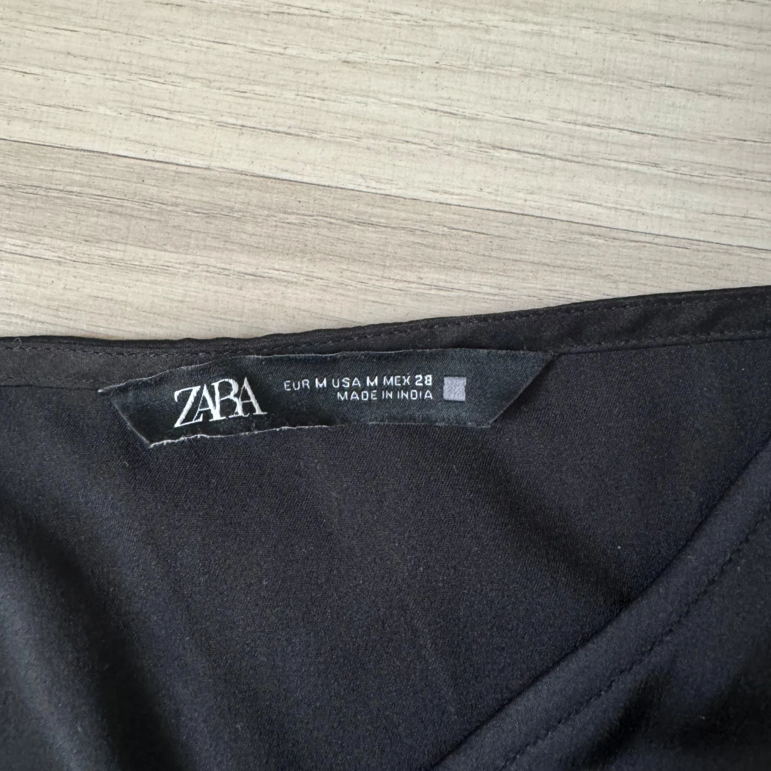 Svart snygg topp från Zara! - 90