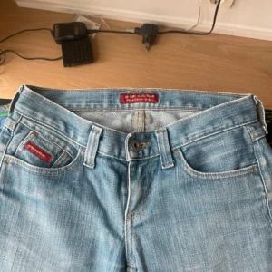 Lågmidjade jeans - ❤️