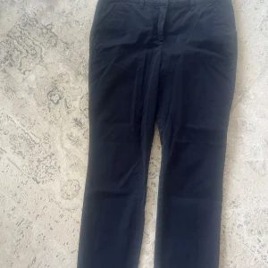 Gant byxor - Oanvända! Chinos marinblått strl 34