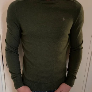 Morris 100% merino tröja - Morris Stockholm 100% merino tröja. Använd en gång och i princip ny.
