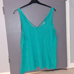 Grön Topp  - Grön topp  Knappt använd